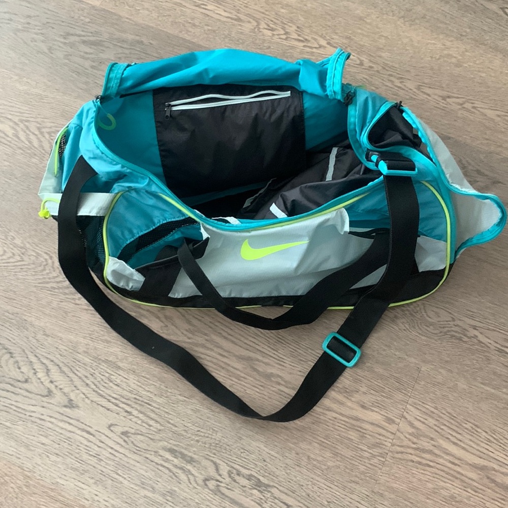 Sports bag - Picture 1 of 1